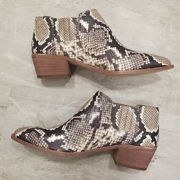 💕MADEWELL💕 Low Chelsea Boots ~ Snake Embossed - Picture 1 of 16